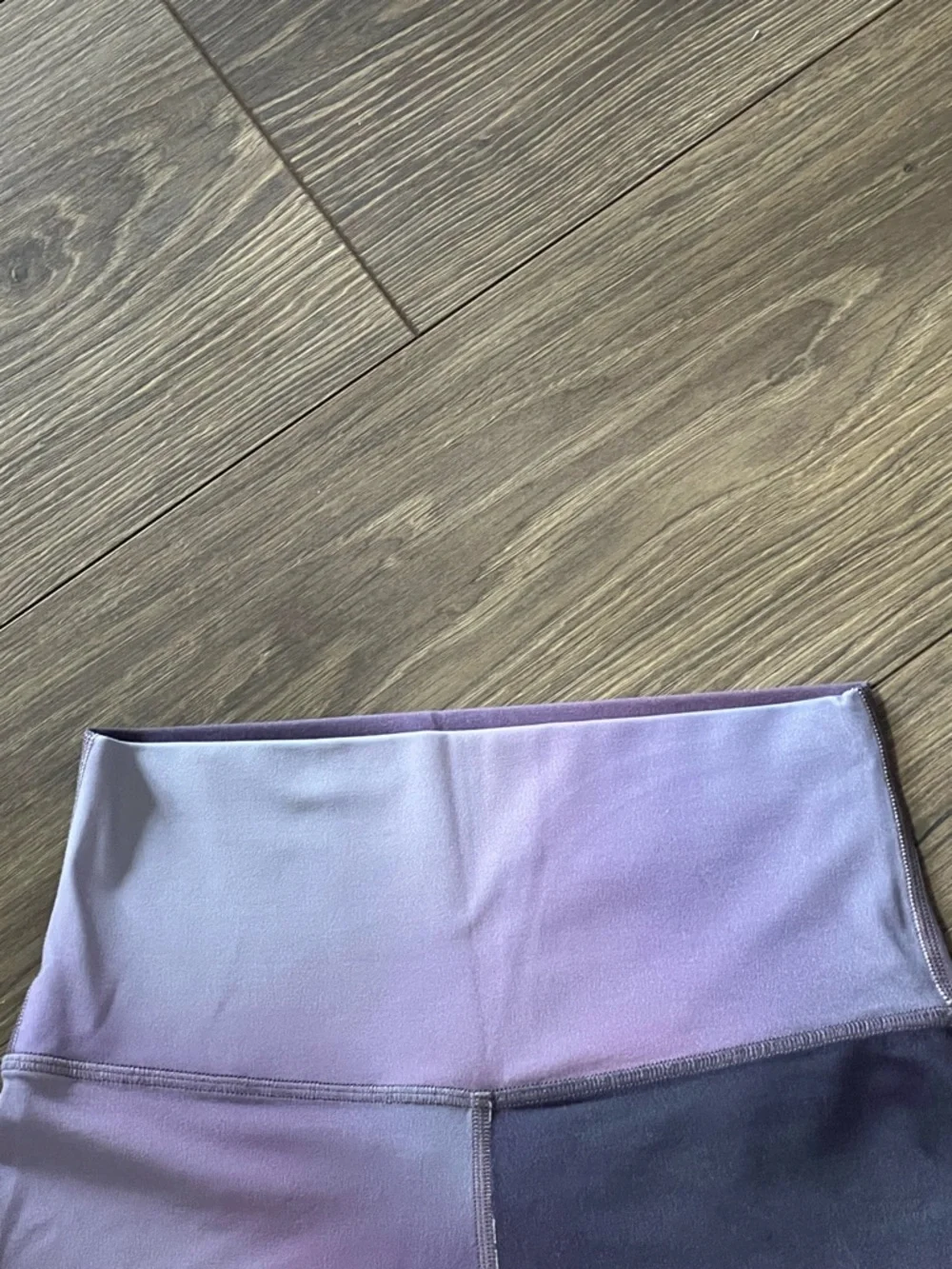 Lululemon Align Shorts 4” NWT! - Picture 3 of 3